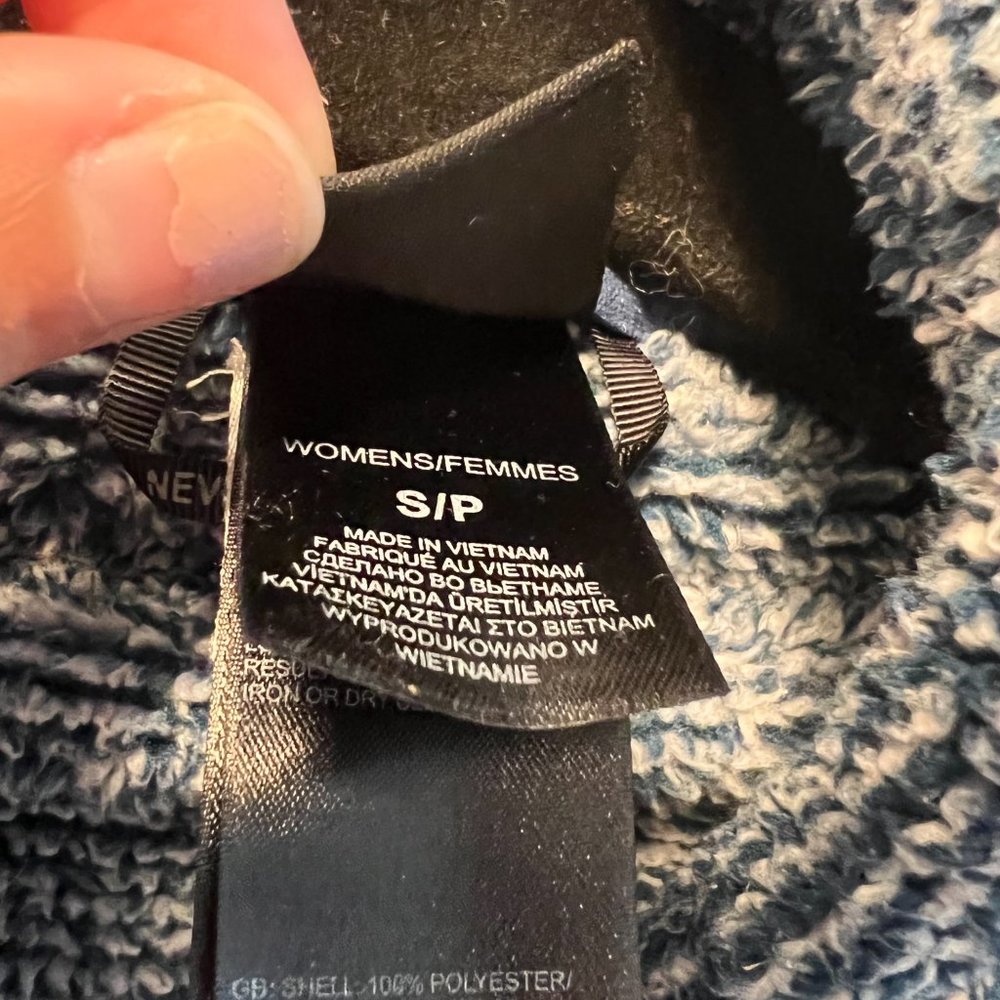The North Face women's zip up jacket size small - Picture 2 of 6